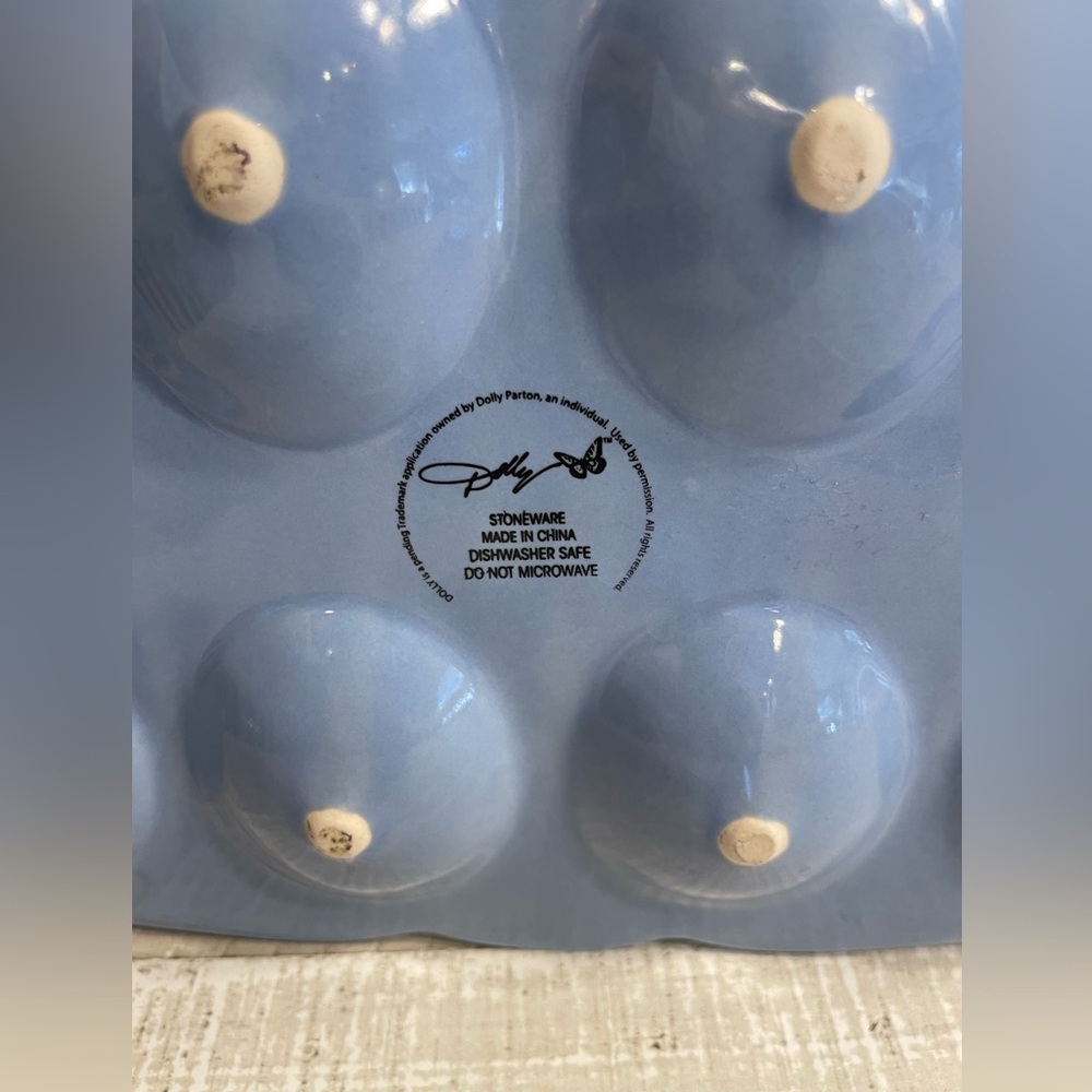 Beautiful Blue Egg Tray by Dolly Parton - Picture 3 of 5